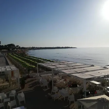 Sun * Avola